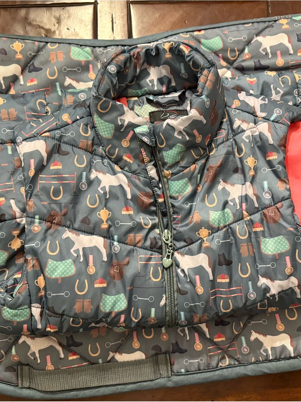 Girls Quilted Gray Horse-Print Puffer Vest & Matching Saddle Pad